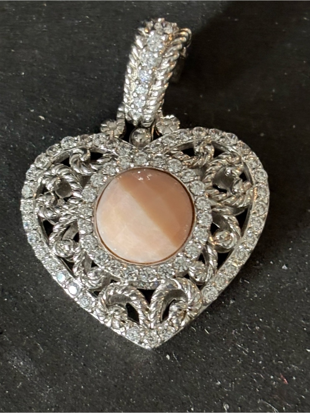Heart Filigree Pendant Necklace with Pink Shell Center